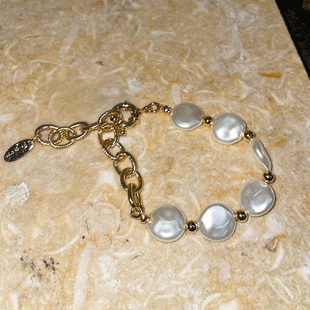 1472 Faux Pearl Detail Bracelet