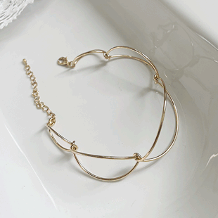 1512 Knotted Metal Bracelet