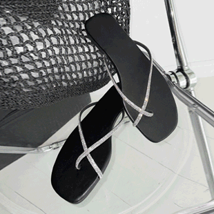 1514 Rhinestone Detail Toe Ring Sandals