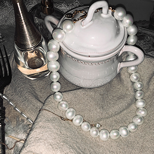 2827 Faux Pearl Necklace