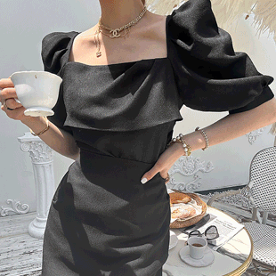 4317 Square Neck Puff Sleeve Blouse