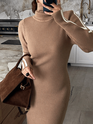 플에보 폴라니트원피스