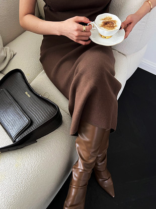 델퍼브 H라인니트스커트