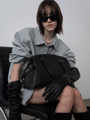 런 버튼 카라 스웨트셔츠