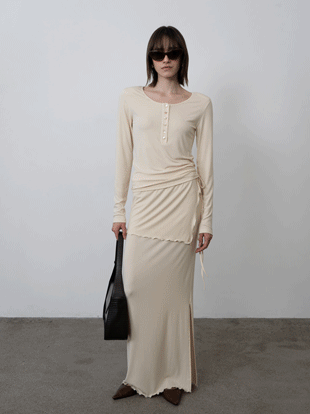 르아 버튼업 티셔츠