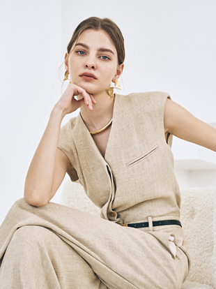 레브 브이넥 점프슈트