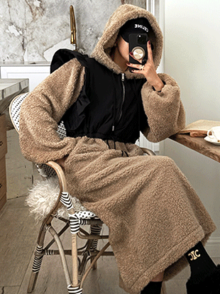 슈르베 양털후드반집업원피스