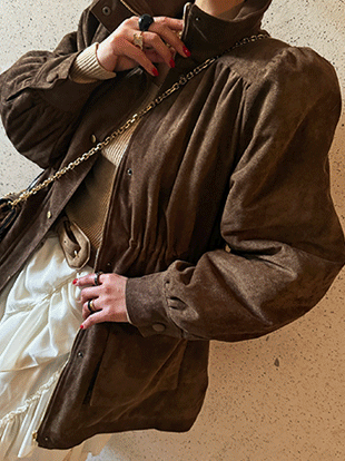 조델드 스웨이드하이넥자켓