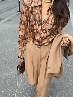 로유베 시스루블라우스