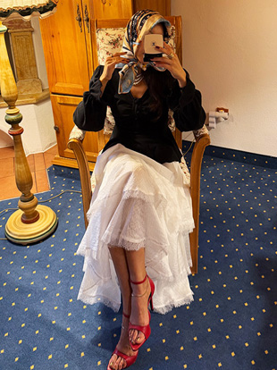 카운프 프릴버튼긴팔티