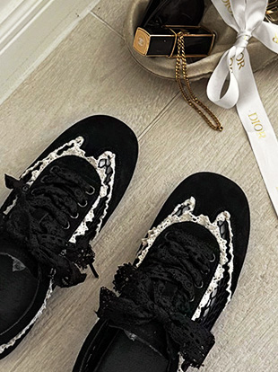 디원브 레이스메쉬스니커즈