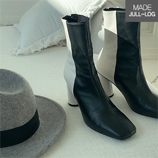 1902 Color Block Zipped Back Boots